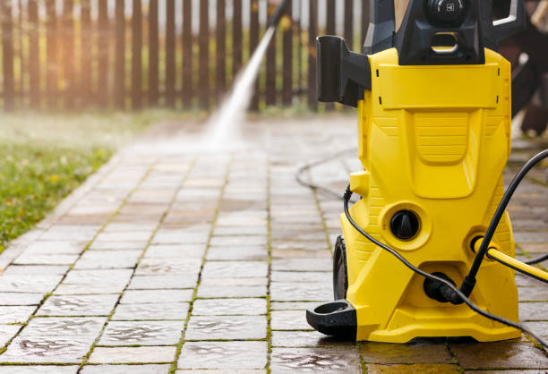 Best Pool Deck Cleaning in Seth Ward, TX